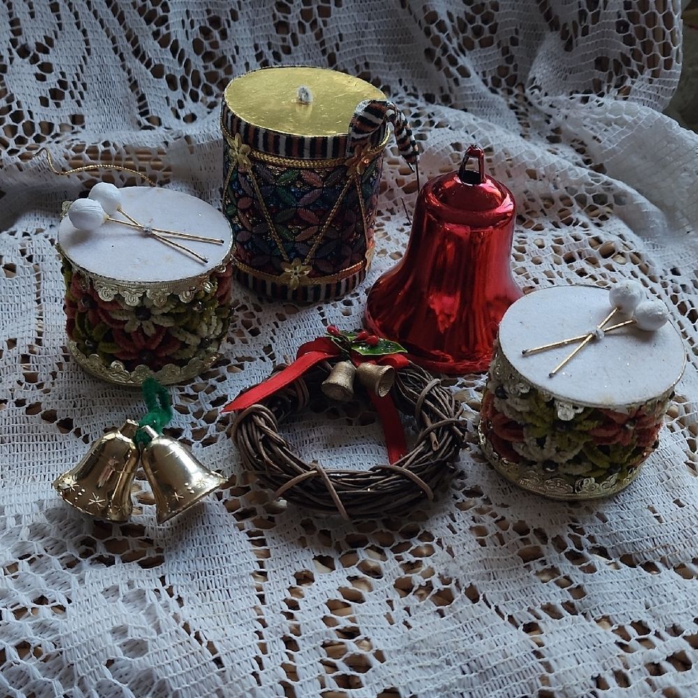 Vintage Christmas Ornaments/Bells Holiday Yesteryear